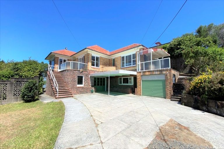 Photo of property in 57 Exmouth Road, Northcote, Auckland, 0627