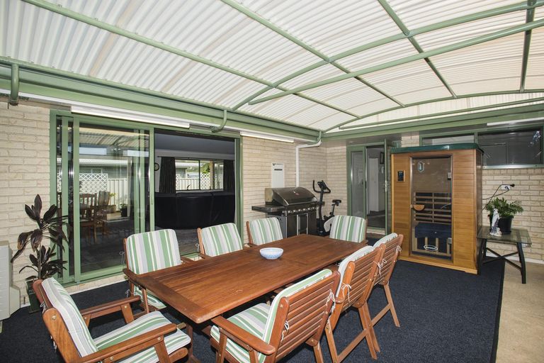 Photo of property in 26 Pohutukawa Grove, Lytton West, Gisborne, 4010