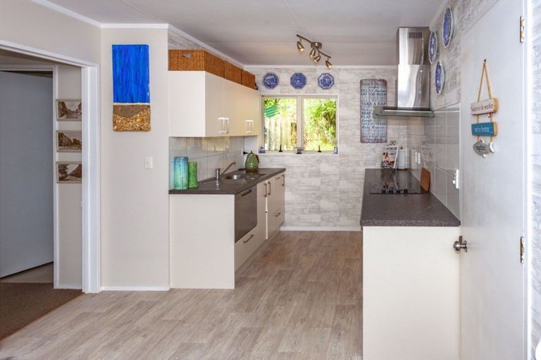 Photo of property in 105b Hilton Drive, Whangamata, 3620