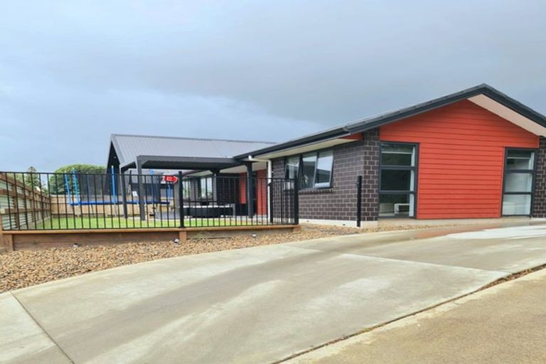 Photo of property in 56 Macloughlin Drive, Te Puke, 3119