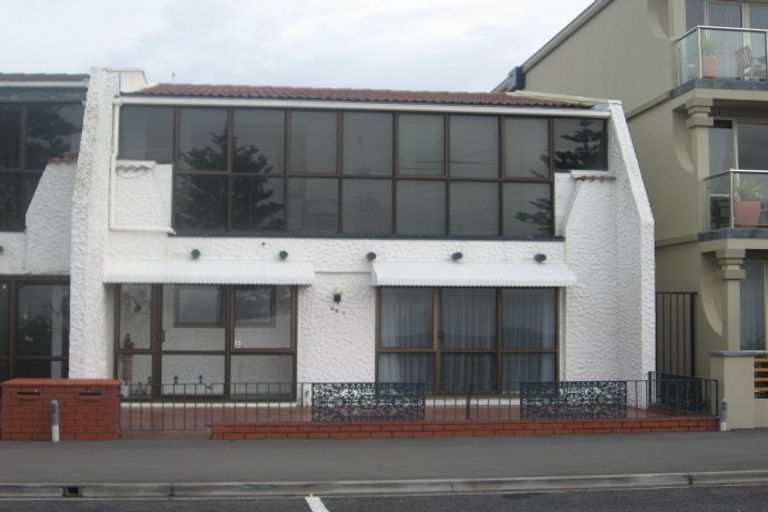 Photo of property in 451 Marine Parade, Napier South, Napier, 4110