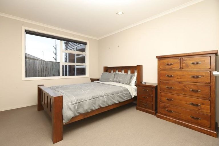 Photo of property in 17 Wiltshire Drive, Huntington, Hamilton, 3210