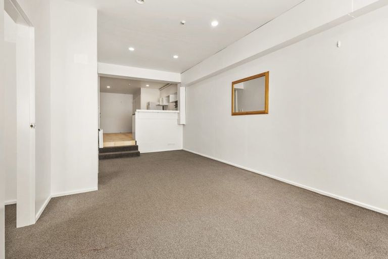 Photo of property in Dixonlane Apartments, 31/7 Feltex Lane, Te Aro, Wellington, 6011