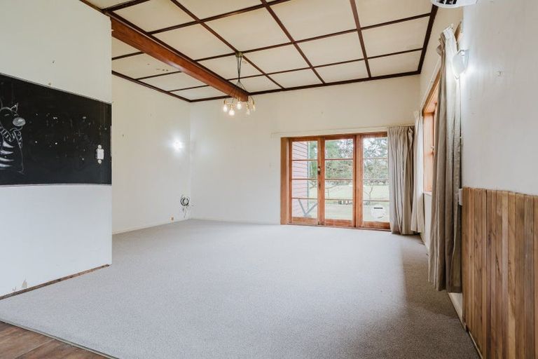 Photo of property in 80674 Masterton Road, Woodville, 4999