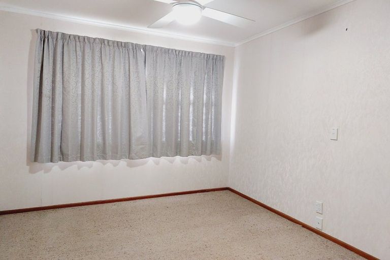 Photo of property in 18a Tomo Street, New Lynn, Auckland, 0600