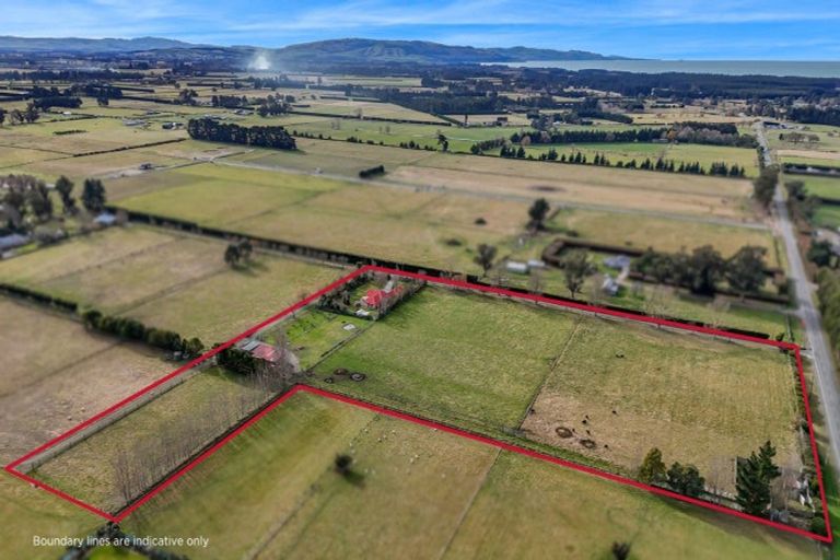 Photo of property in 135 Harleston Road, Sefton, Rangiora, 7477