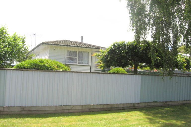 Photo of property in 25 Tairere Crescent, Rosehill, Papakura, 2113