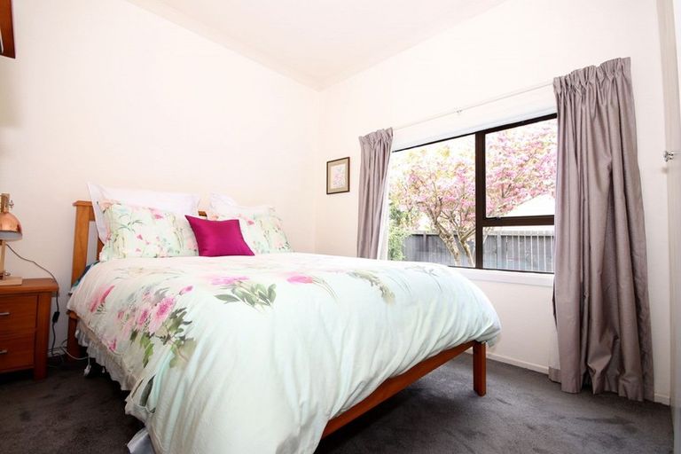 Photo of property in 83 Newcastle Street, Windsor, Invercargill, 9810