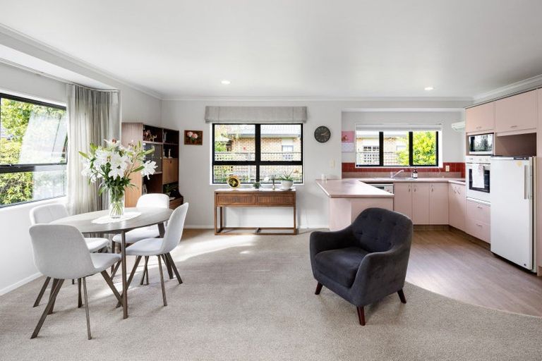 Photo of property in 28a Weld Street, Cambridge, 3434