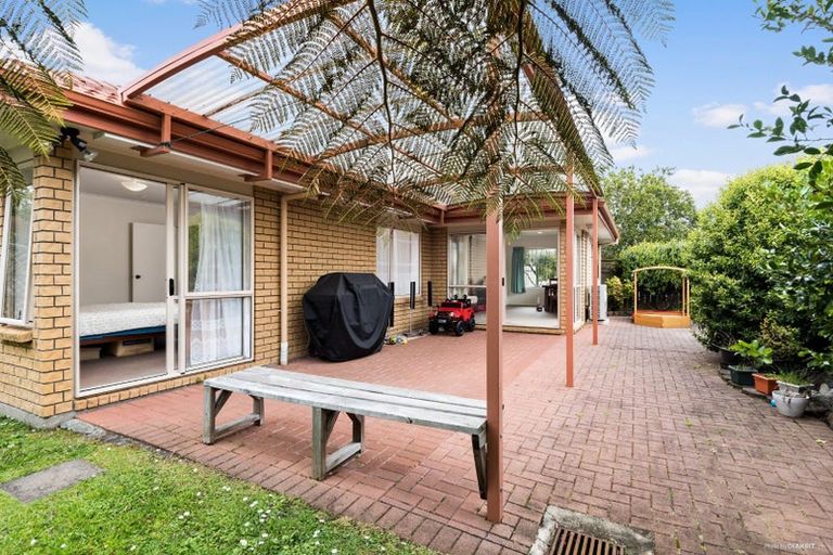 Photo of property in 66 Sandwick Drive, Weymouth, Auckland, 2103