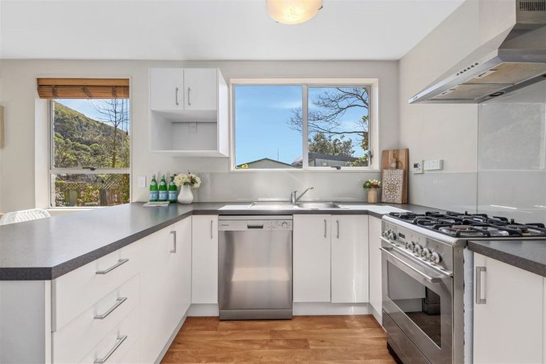 Photo of property in 2/3 Cascade Place, Sumner, Christchurch, 8081