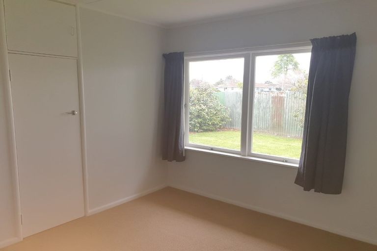 Photo of property in 307 Lyndon Road West, Hastings, 4122