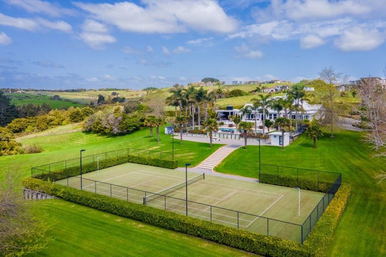 Photo of property in 23 Tudor Park Drive, Whitford, Howick, 2571