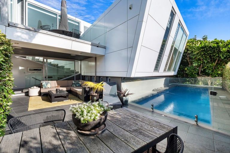 Photo of property in 28c Orkney Road, Mount Maunganui, 3116