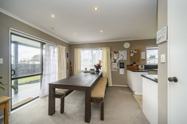 Photo of property in 9 Cargill Grove, Kelvin Grove, Palmerston North, 4414