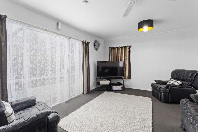 Photo of property in 52 Awatapu Drive, Whakatane, 3120