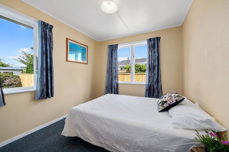 Photo of property in 19 Sheridan Crescent, Trentham, Upper Hutt, 5018