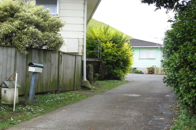 Photo of property in 2/153 Wallace Road, Mangere Bridge, Auckland, 2022