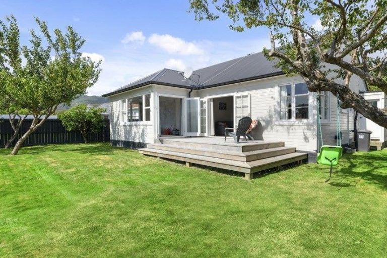 Photo of property in 6 Keys Street, Naenae, Lower Hutt, 5011