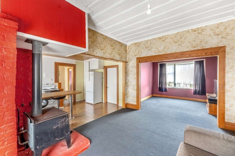 Photo of property in 37 Brookes Street, Inglewood, 4330