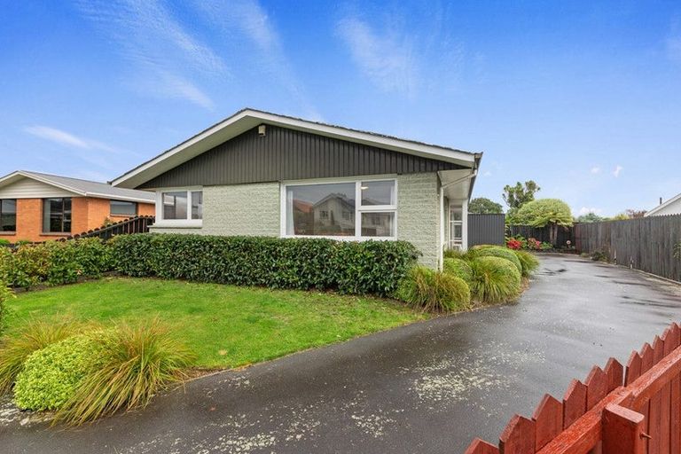 Photo of property in 9 Karaka Place, Somerfield, Christchurch, 8024