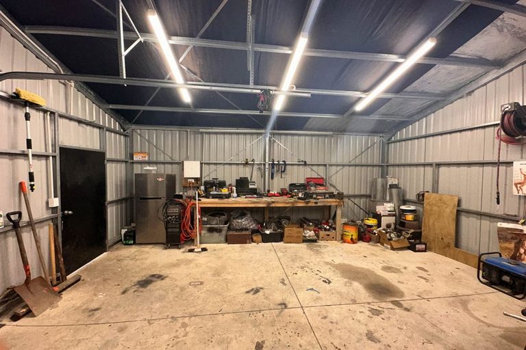 Photo of property in 22 Charles Street, Takapau, 4203