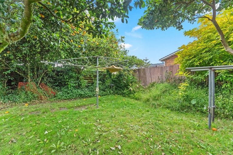 Photo of property in 14 Tatariki Street, Rosehill, Papakura, 2113