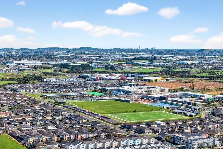 Photo of property in 265 Flat Bush School Road, Flat Bush, Auckland, 2019