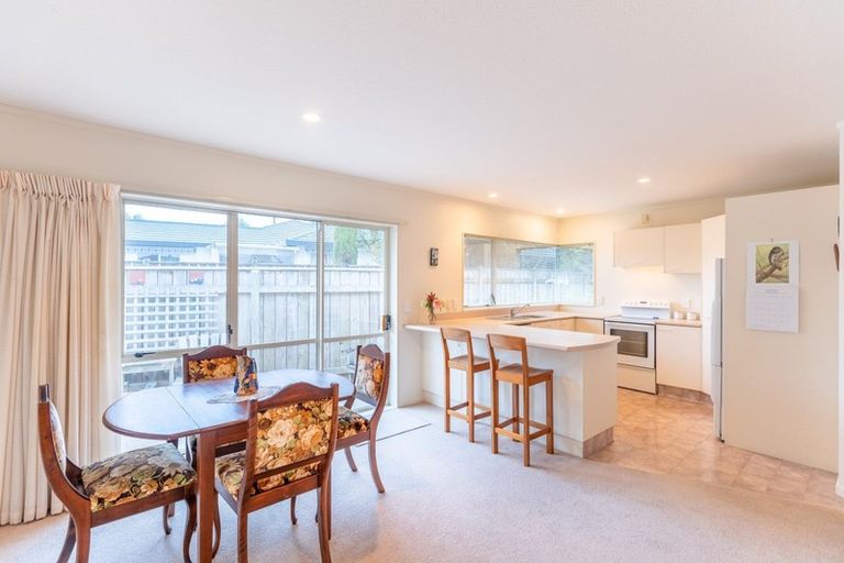 Photo of property in 72 Campbell Avenue, Paraparaumu, 5032