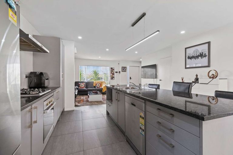 Photo of property in 86 Arion Road, Takanini, 2112