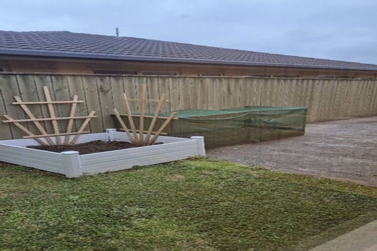 Photo of property in 37 Evergreen Crescent, Trentham, Upper Hutt, 5018