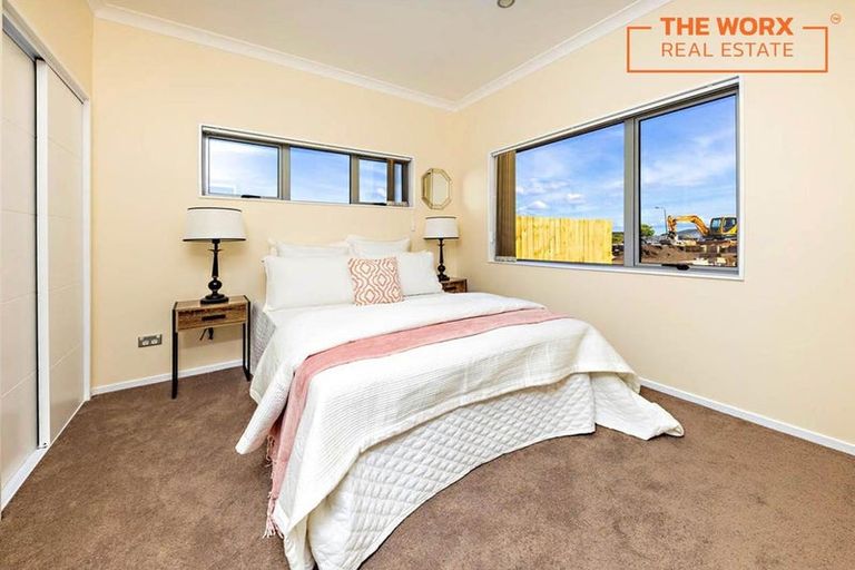 Photo of property in 45c Senator Drive, Manurewa, Auckland, 2105