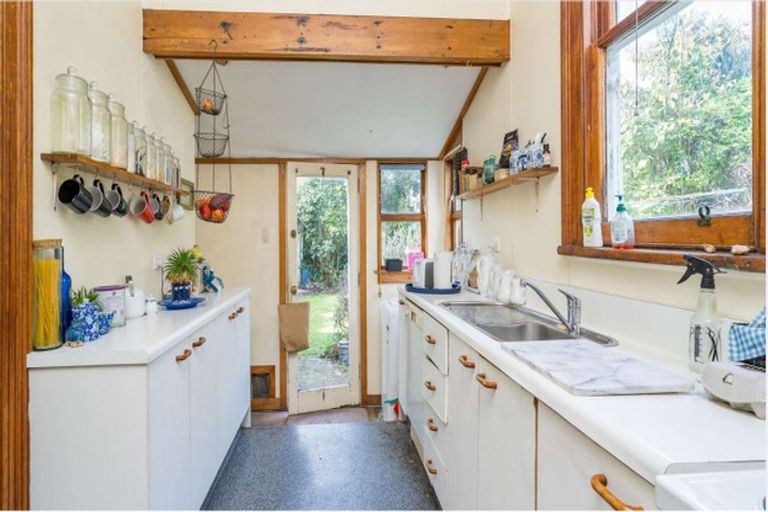 Photo of property in 6 Crown Street, North East Valley, Dunedin, 9010