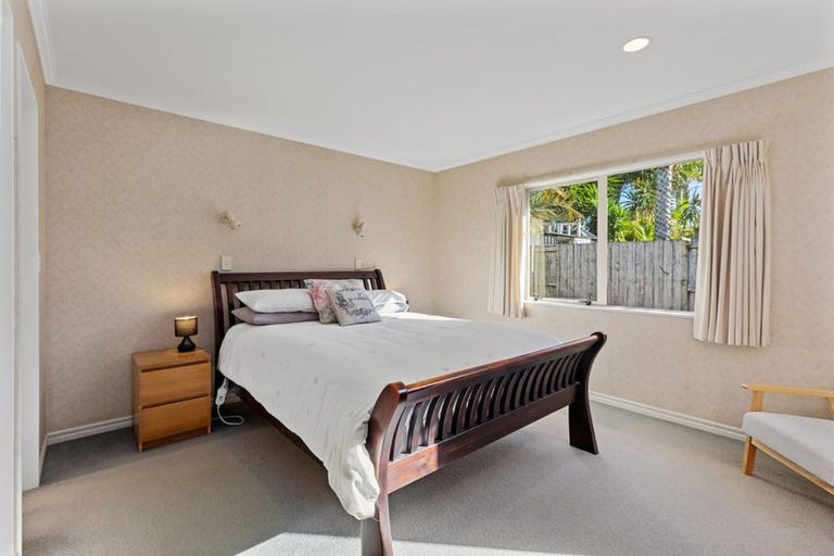 Photo of property in 24 Kahira Crescent, Papamoa Beach, Papamoa, 3118