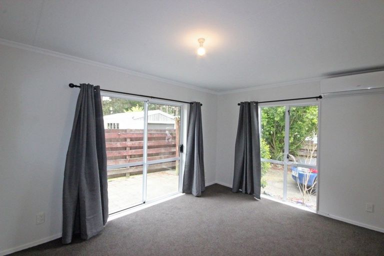 Photo of property in 60 Newton Place, Westbrook, Palmerston North, 4412