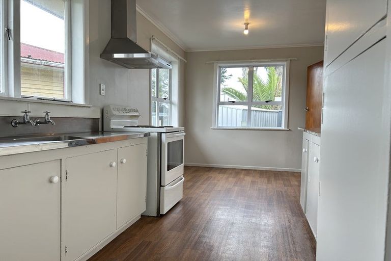 Photo of property in 10 Franklyne Road, Otara, Auckland, 2023