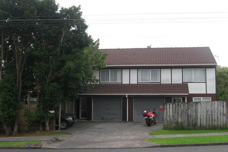 Photo of property in 1/1 Kaurilands Road, Titirangi, Auckland, 0604