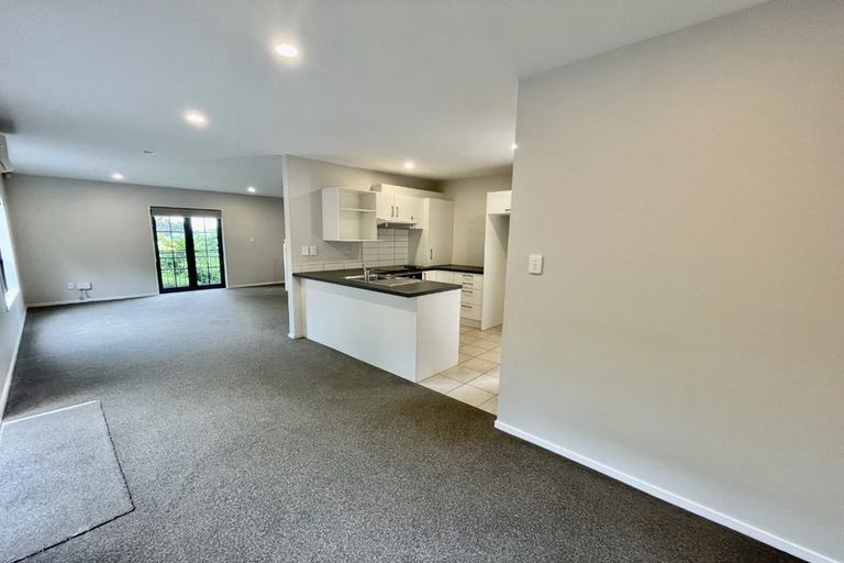 Photo of property in 1/25 Hollies Crescent, Johnsonville, Wellington, 6037