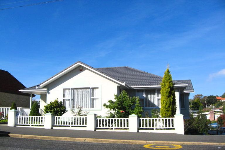 Photo of property in 242 Helensburgh Road, Helensburgh, Dunedin, 9010