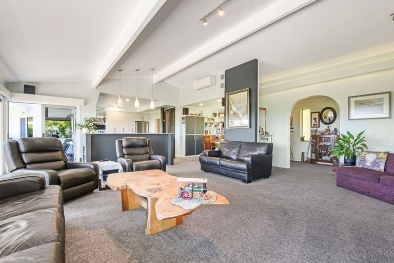 Photo of property in 10 Isel Place, Stoke, Nelson, 7011