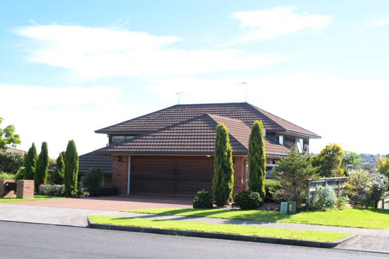 Photo of property in 13 Summermist Drive, Northpark, Auckland, 2013