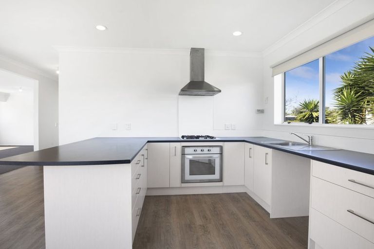 Photo of property in 20 Aotaki Street, Otaki, 5512