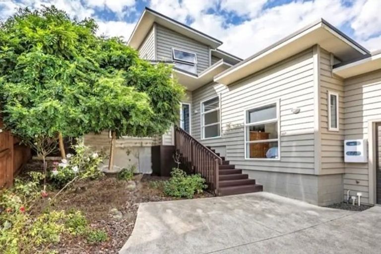 Photo of property in 3 Valley Heights Lane, Pukekohe, 2120