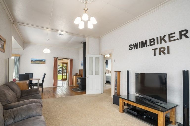 Photo of property in 91 Whitby Road, Wakefield, 7025