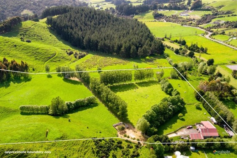 Photo of property in 111a Johnsons Road, Whitemans Valley, Upper Hutt, 5371