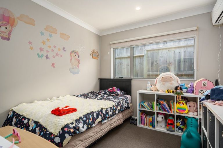 Photo of property in 14 Moonsail Drive, Whitby, Porirua, 5024