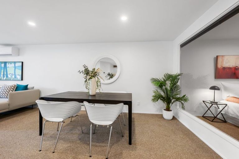 Photo of property in 1c/175 Hurstmere Road, Takapuna, Auckland, 0622