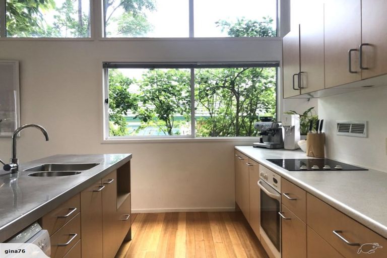 Photo of property in 8 Homestead Place, Welcome Bay, Tauranga, 3112