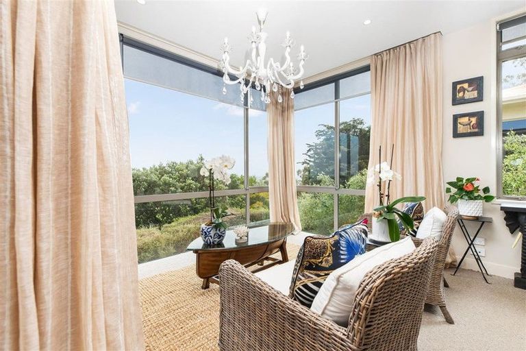 Photo of property in 8a Macmillan Avenue, Cashmere, Christchurch, 8022