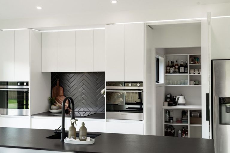 Photo of property in 16 Fantail Avenue, Carterton, 5713